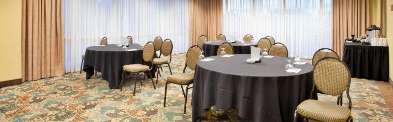 Holiday Inn Country Club Plaza Kansas City Exterior photo
