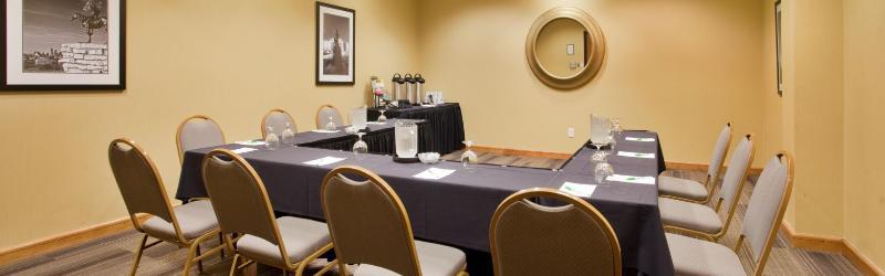 Holiday Inn Country Club Plaza Kansas City Exterior photo