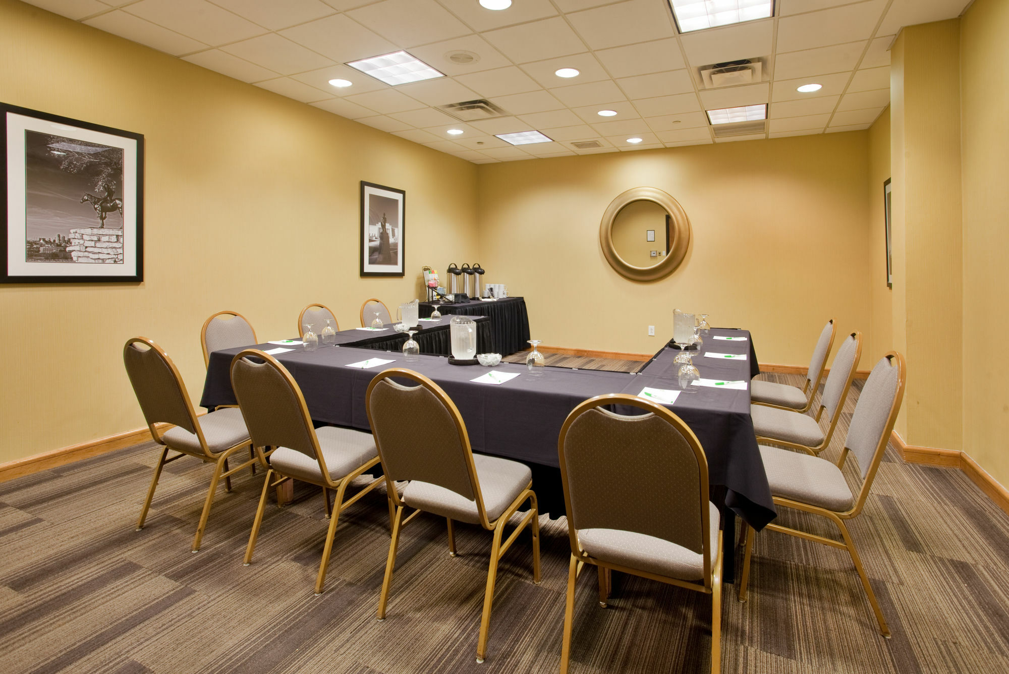 Holiday Inn Country Club Plaza Kansas City Exterior photo